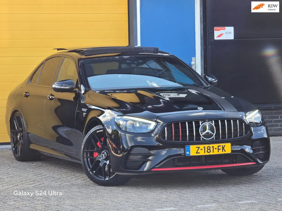 300 e 4MATIC AMG 63 Look / Acc / Lane Assist / Open Panoramadak / 360 Camera / Navi / Led / Pdc / 20 Inch