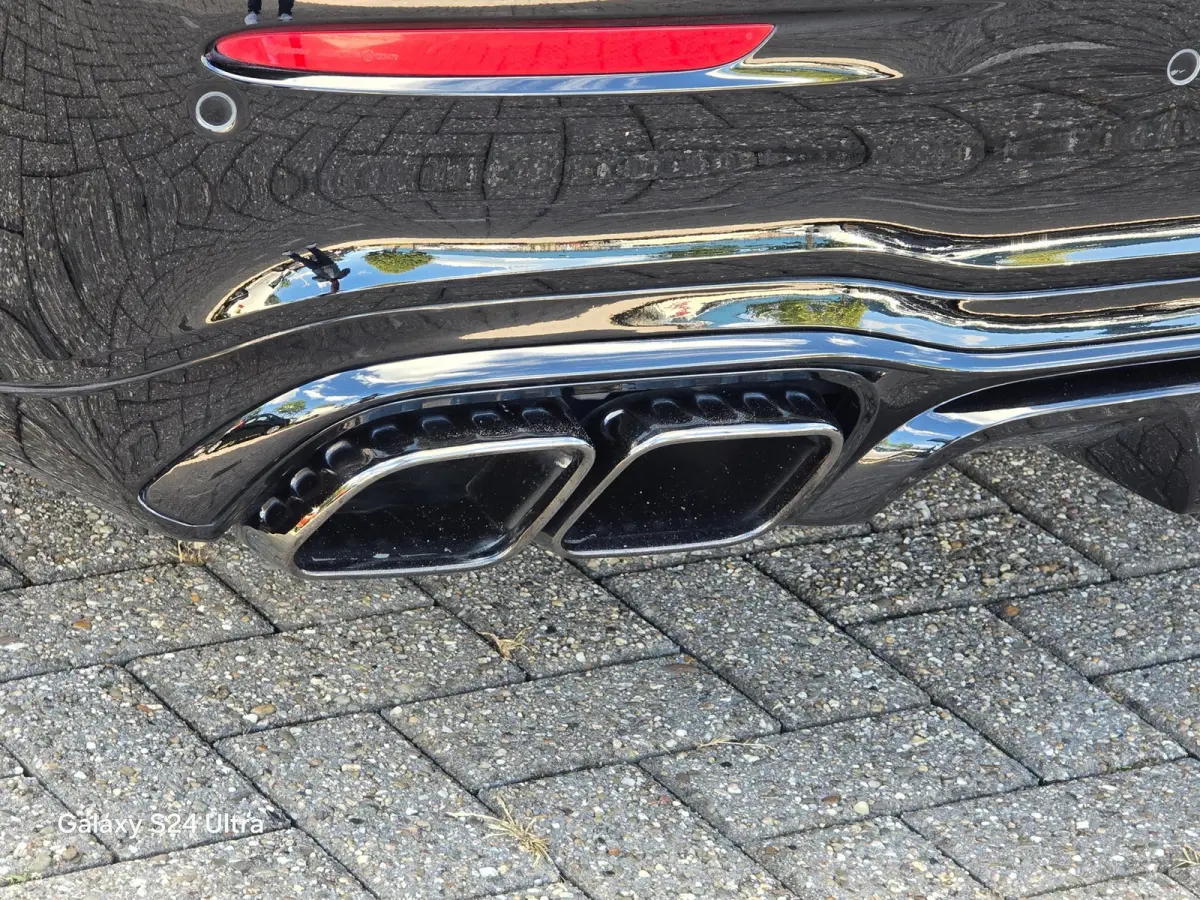 300 e 4MATIC AMG 63 Look / Acc / Lane Assist / Open Panoramadak / 360 Camera / Navi / Led / Pdc / 20 Inch