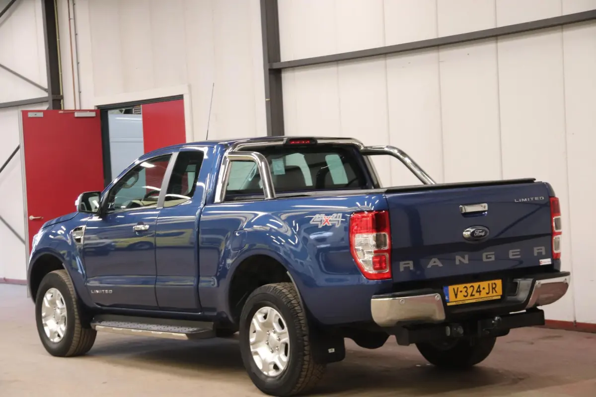 2.2 TDCi AUTOMAAT 3500KG TREKVERMOGEN Ford Ranger 2.2 TDCi AUTOMAAT 2.2 TDCi Limited Supercab