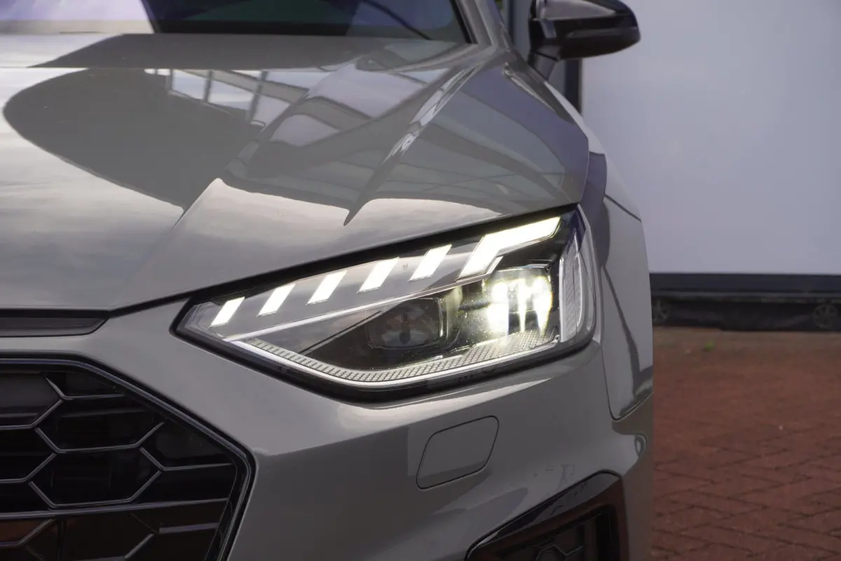 35 TFSI S edition Competition / Virtual / MatrixLED / ORIG-NL / BlackOptic / 18"LMV /Quantum-Grey/ = KANON !!