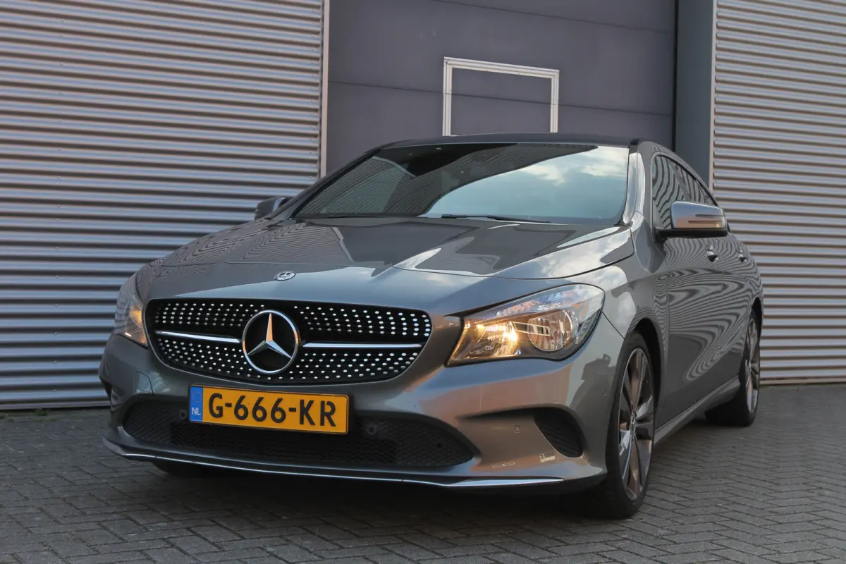 200 d Business Solution I Aut. I Carplay I 100.000 km