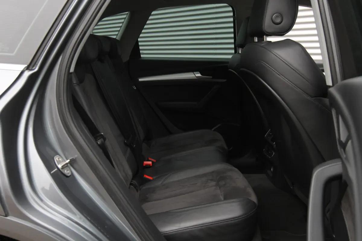 2.0 TFSI quattro I Aut. I S-Line I Pano.dak I Navi