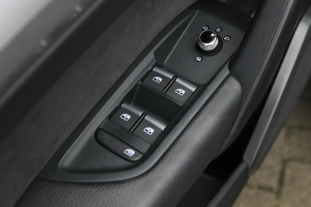 2.0 TFSI quattro I Aut. I S-Line I Pano.dak I Navi