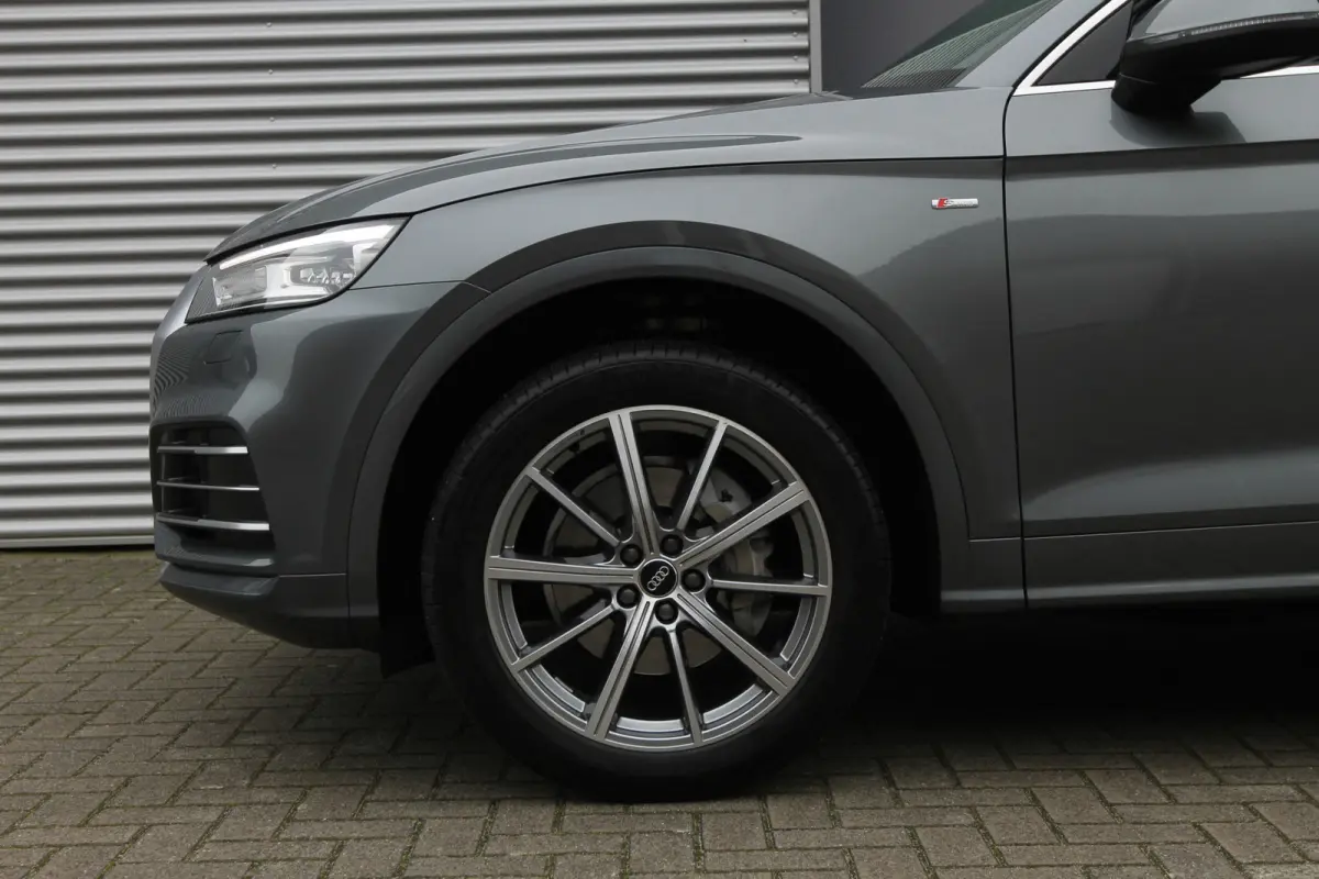 2.0 TFSI quattro I Aut. I S-Line I Pano.dak I Navi