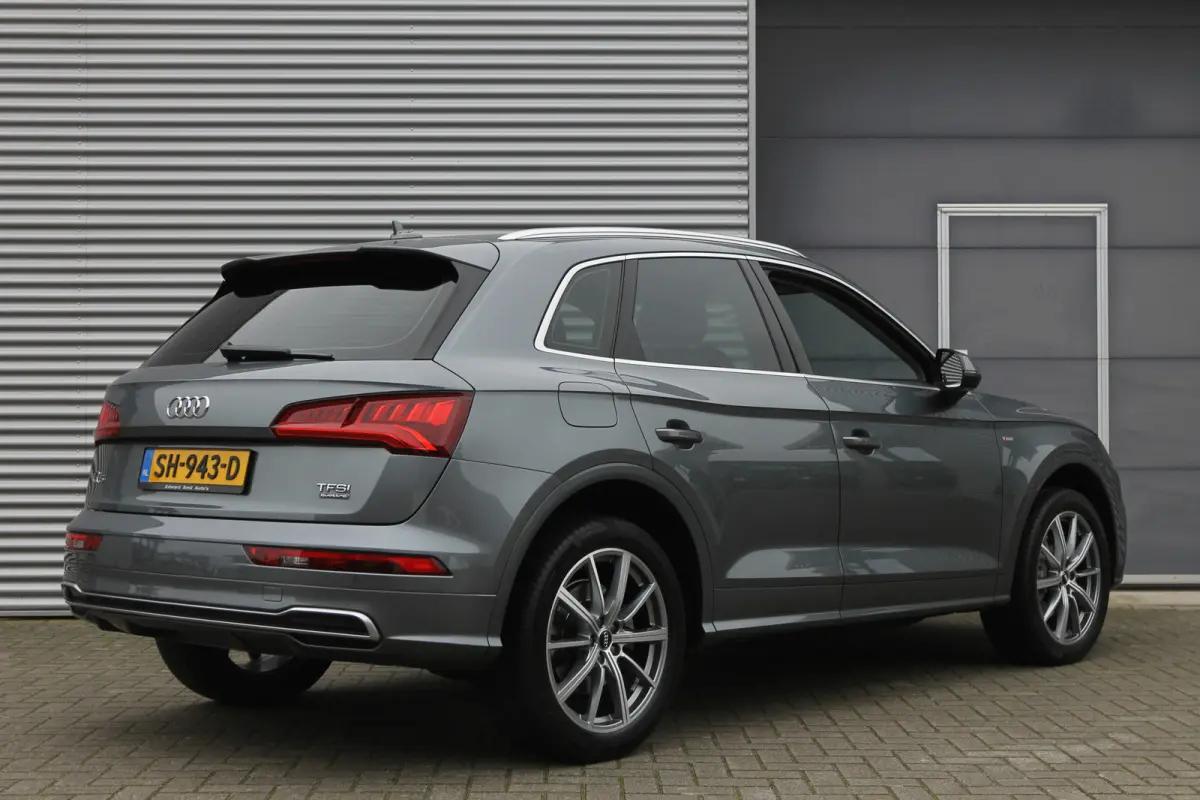 2.0 TFSI quattro I Aut. I S-Line I Pano.dak I Navi