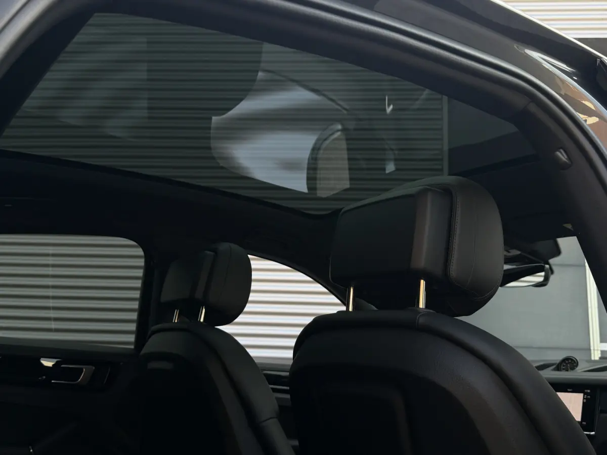 3.0 E-Hybrid I PHEV I Sport-Design Pakket I Pano.dak I Carplay I 42000 km