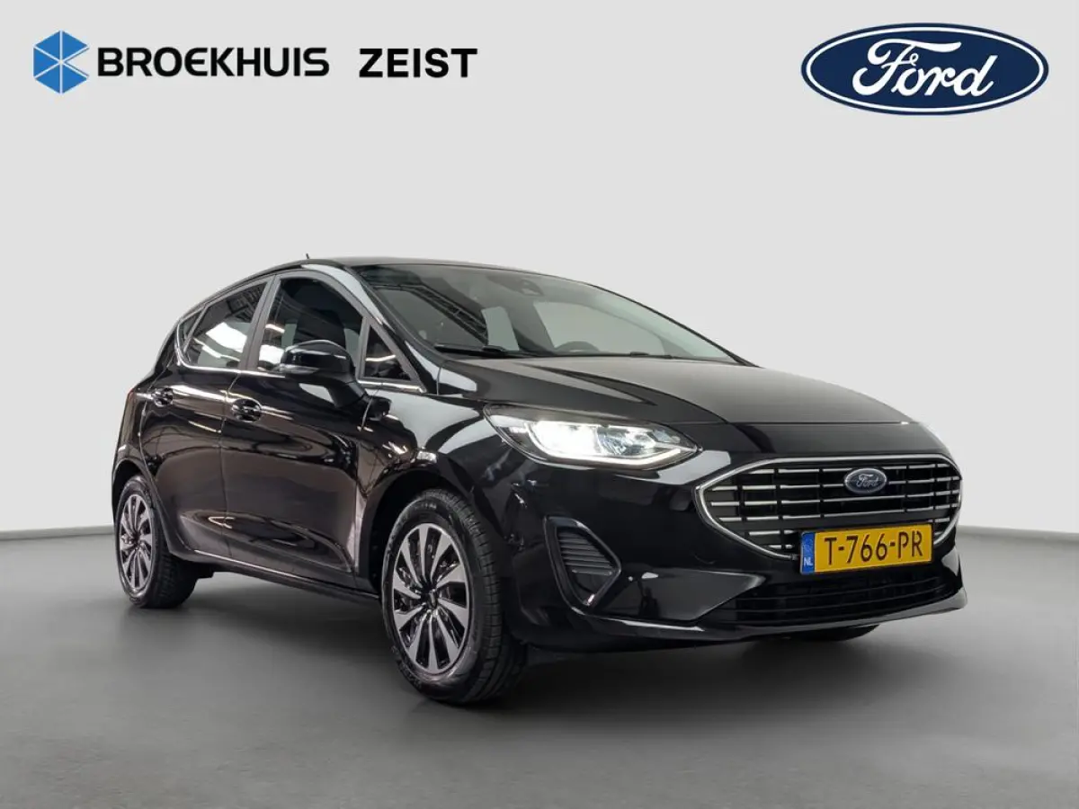 1.0 EcoBoost Hybrid Titanium | Led verlichting | Winter-pack | Apple carplay / andriod auto | Keyless entry