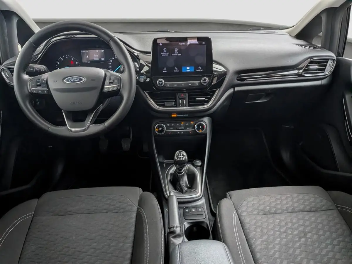 1.0 EcoBoost Hybrid Titanium | Led verlichting | Winter-pack | Apple carplay / andriod auto | Keyless entry