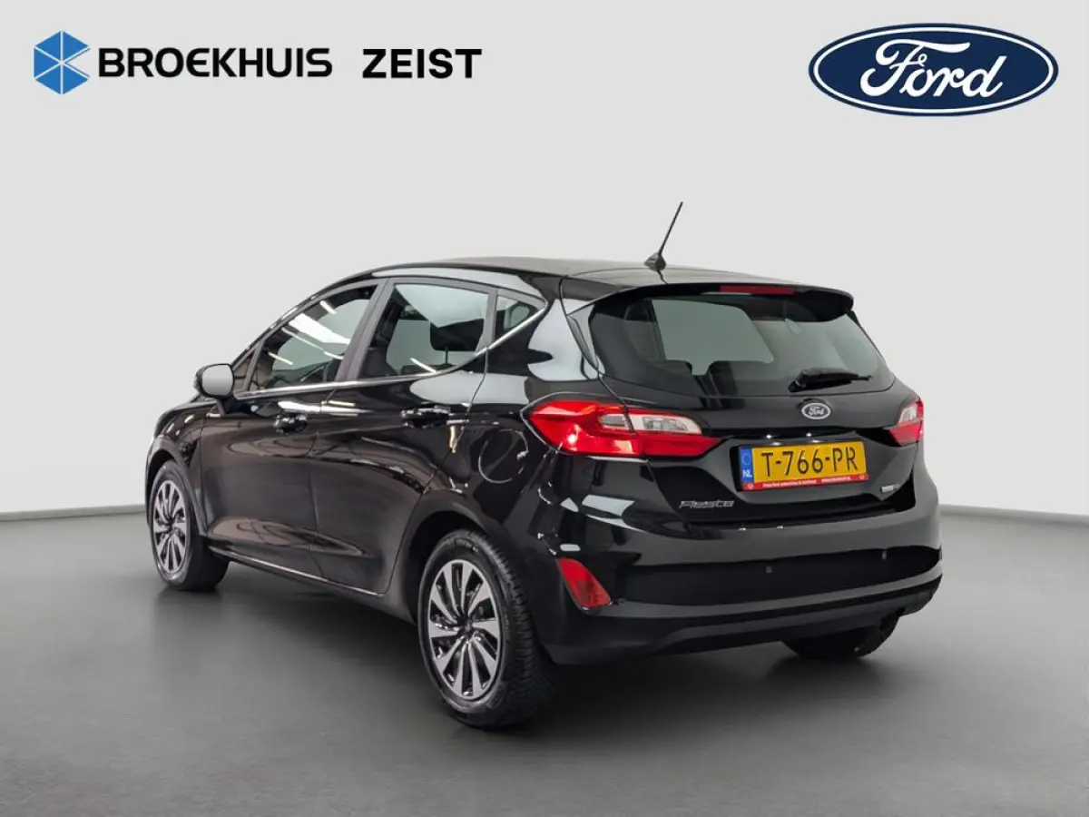 1.0 EcoBoost Hybrid Titanium | Led verlichting | Winter-pack | Apple carplay / andriod auto | Keyless entry