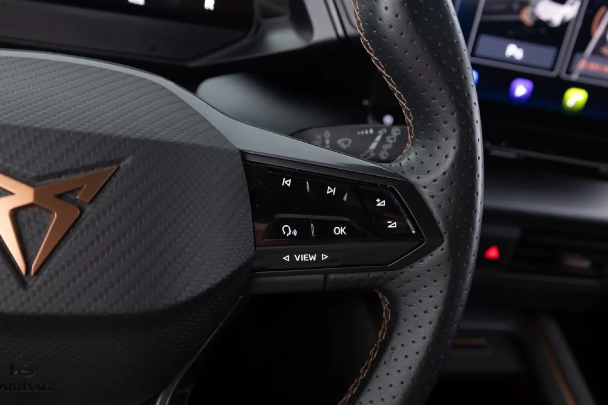 Adrenalin 62 kWh | NAVI | Full LED | ECC | VELGEN | SOH 93,88% | !