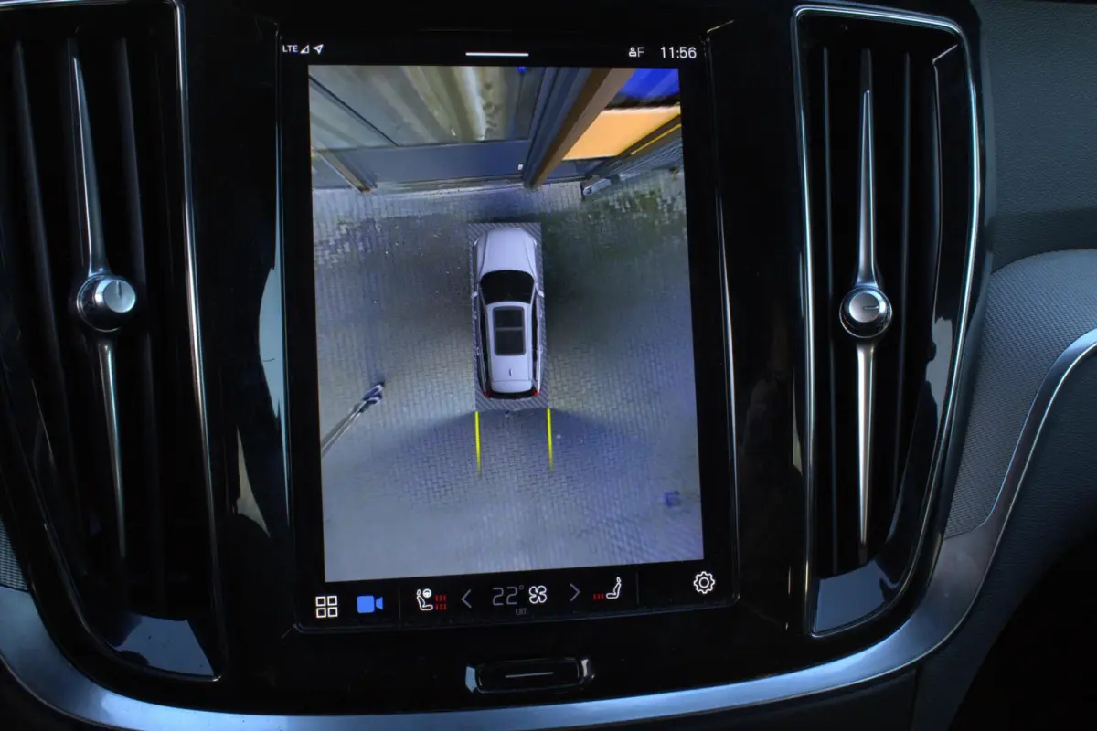 2.0 T6 PHEV|Plus Dark|Long Range|360 Camera|Stoel+stuurverwarming|Trekhaak|