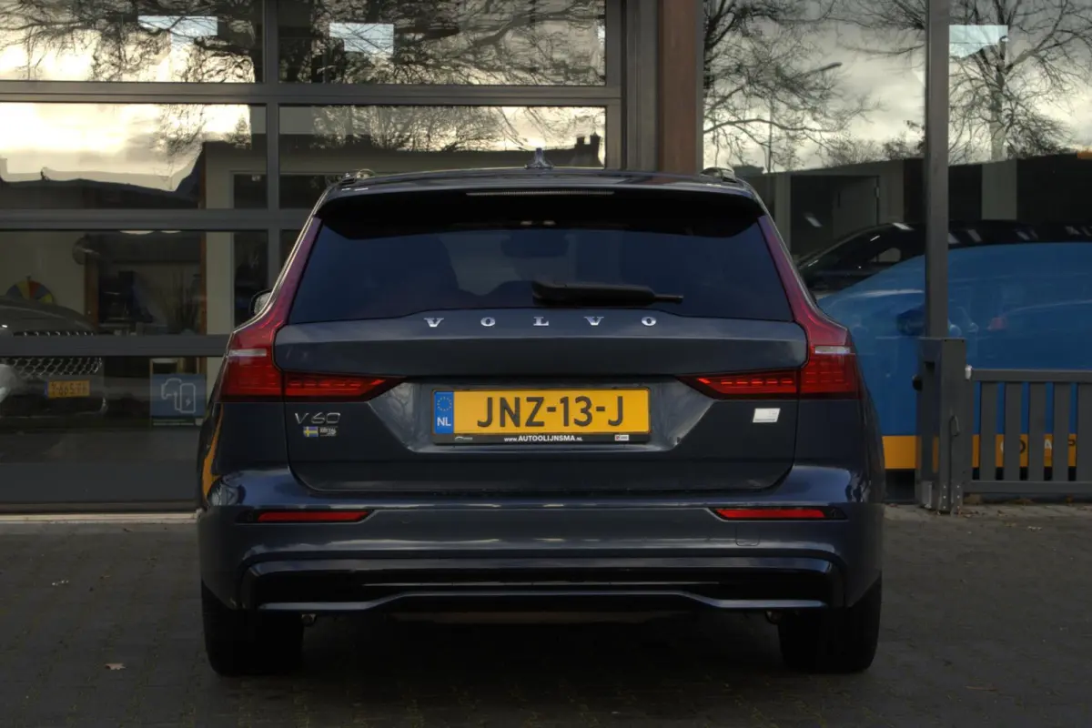 2.0 T6 PHEV|Plus Dark|Long Range|360 Camera|Stoel+stuurverwarming|Trekhaak|
