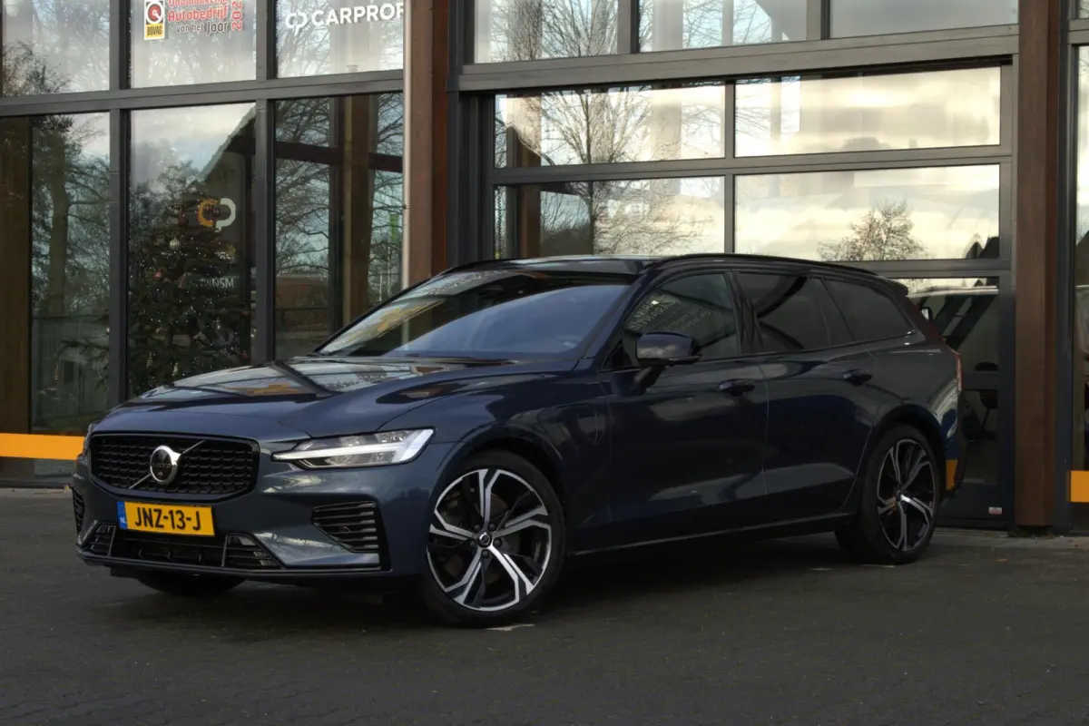 2.0 T6 PHEV|Plus Dark|Long Range|360 Camera|Stoel+stuurverwarming|Trekhaak|