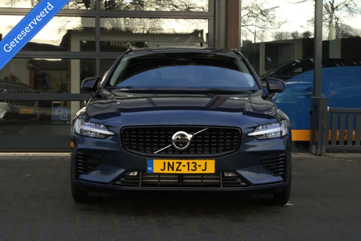 2.0 T6 PHEV|Plus Dark|Long Range|360 Camera|Stoel+stuurverwarming|Trekhaak|