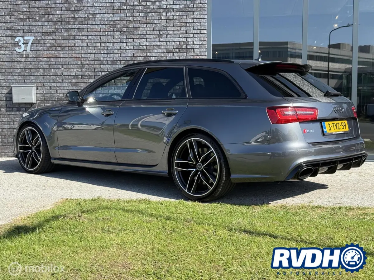 4.0 TFSI quattro |Keramisch|Pano|Carbon|HUD