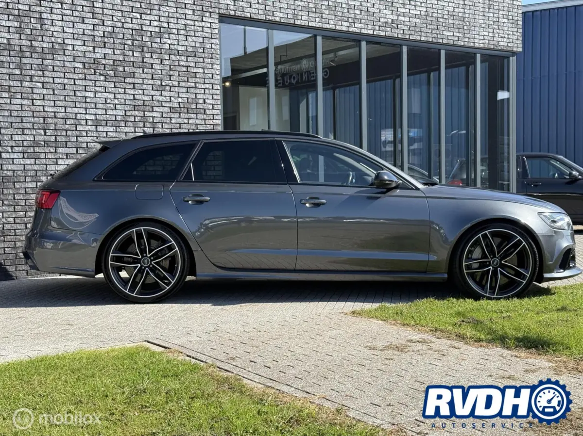 4.0 TFSI quattro |Keramisch|Pano|Carbon|HUD