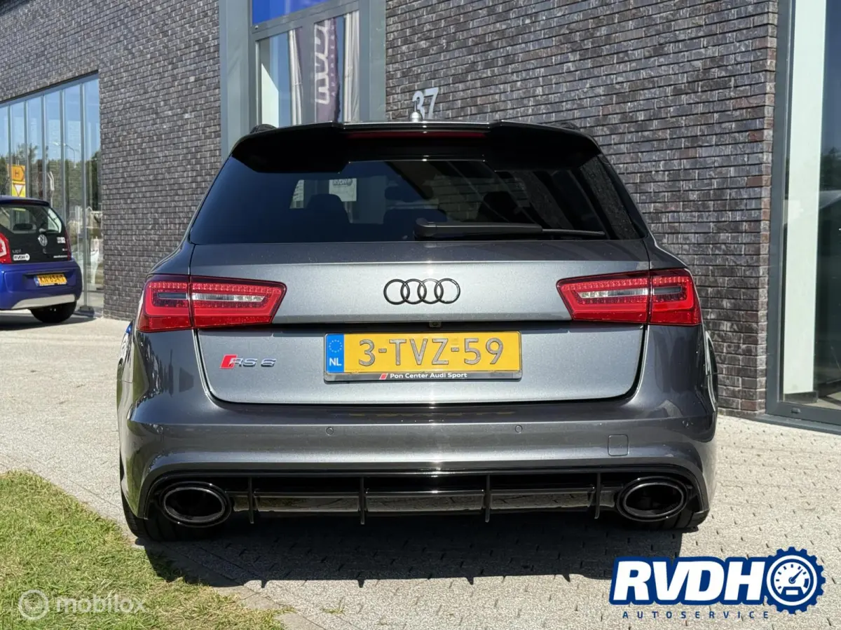 4.0 TFSI quattro |Keramisch|Pano|Carbon|HUD