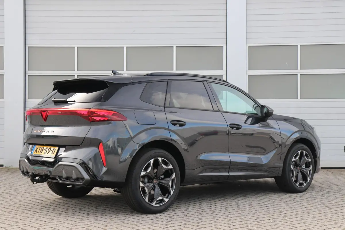 1.5 TSI 204pk e-Hybrid | Panoramadak | Trekhaak | Stoelverwarming | Full Link | Achteruitrijcamera