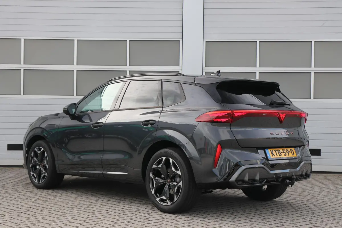 1.5 TSI 204pk e-Hybrid | Panoramadak | Trekhaak | Stoelverwarming | Full Link | Achteruitrijcamera