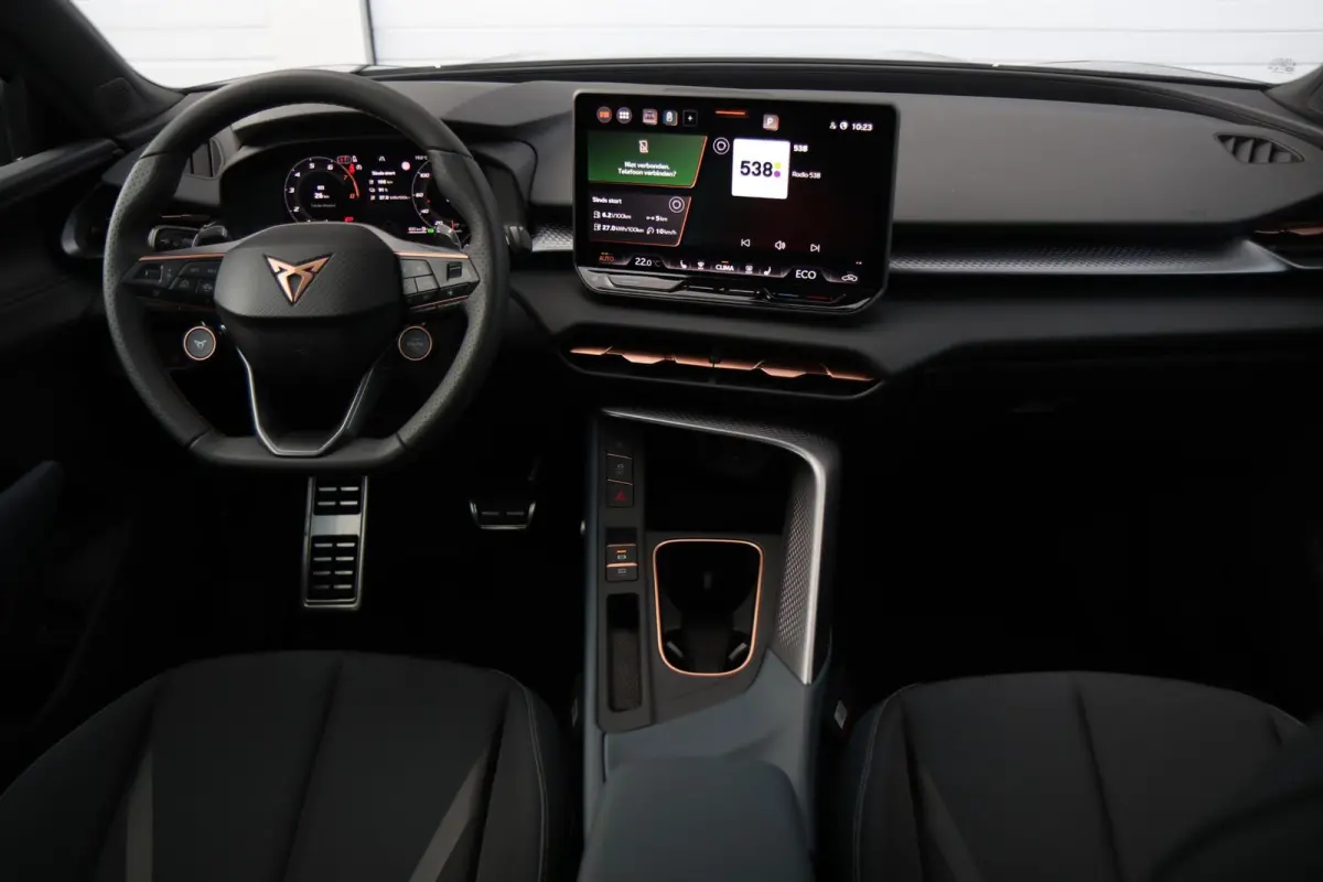 1.5 TSI 204pk e-Hybrid | Panoramadak | Trekhaak | Stoelverwarming | Full Link | Achteruitrijcamera