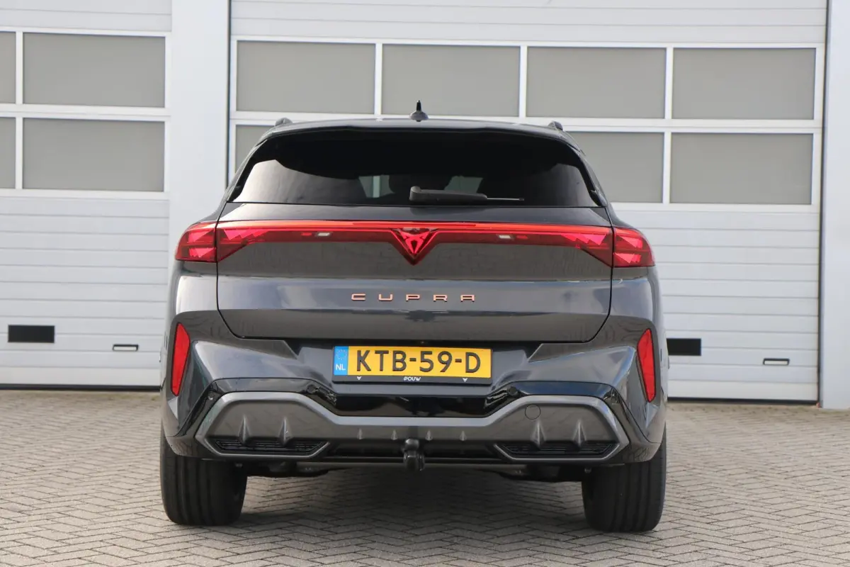 1.5 TSI 204pk e-Hybrid | Panoramadak | Trekhaak | Stoelverwarming | Full Link | Achteruitrijcamera