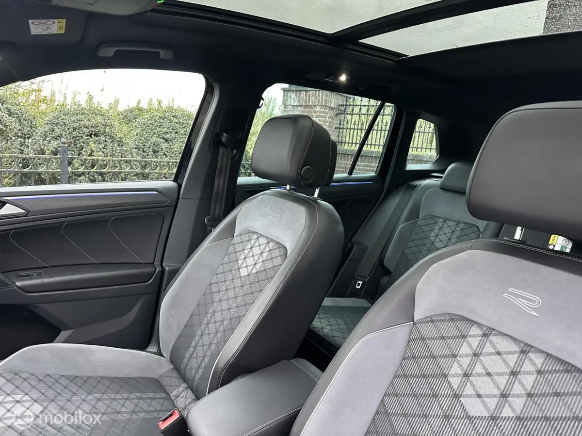 1.4 TSI eHybrid R-Line Trekhaak Pano✅