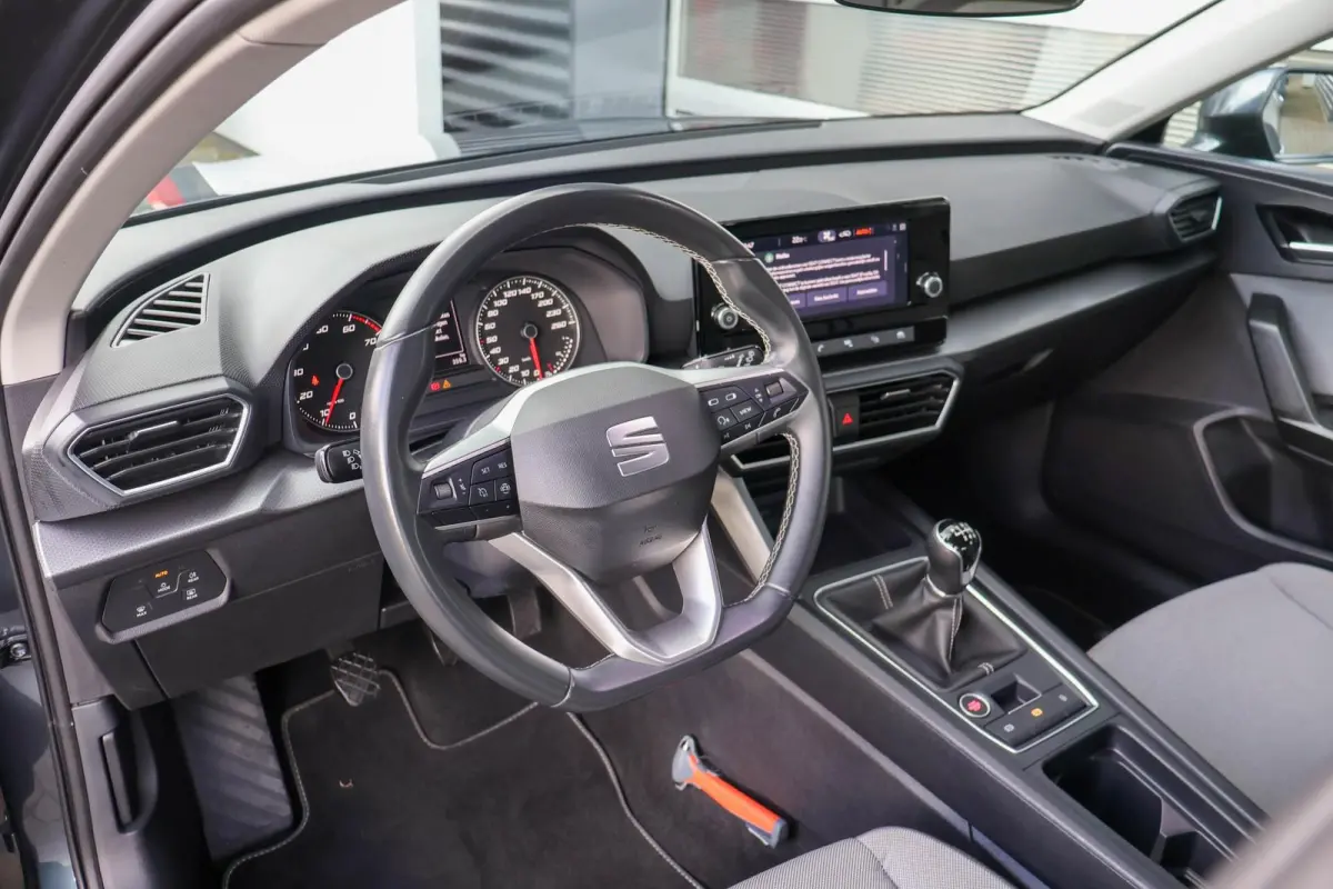 1.0 TSI 110pk Style | All Seasonbanden | Parkeersensoren Achter | Apple CarPlay/ Android Auto | Airco Automatische | Cruise Control