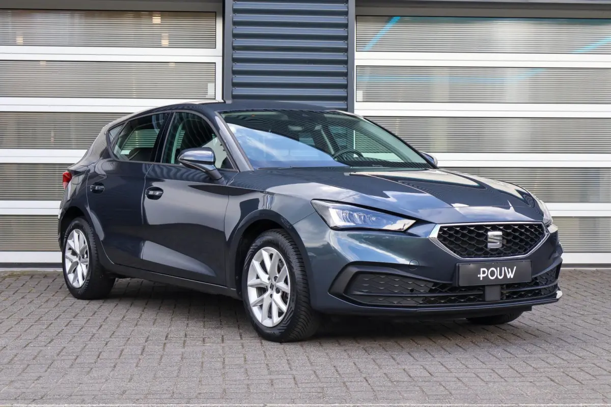 1.0 TSI 110pk Style | All Seasonbanden | Parkeersensoren Achter | Apple CarPlay/ Android Auto | Airco Automatische | Cruise Control
