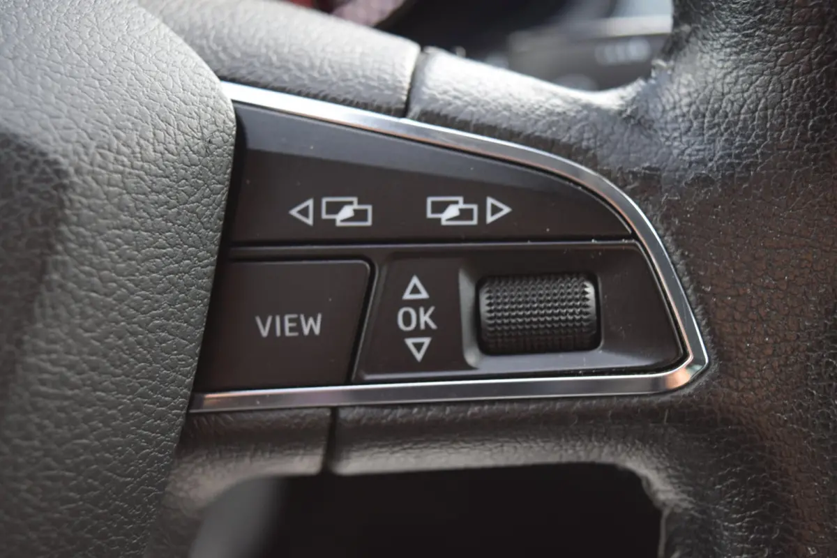 1.0 TSI Style Business Intense | Adaptive Cruise | Navi | APK 11-2027