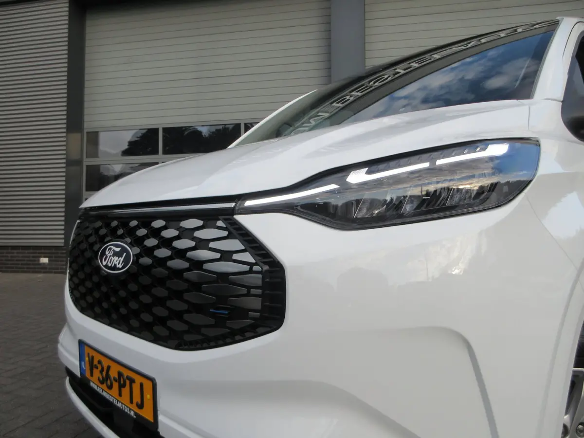 Cust. 340 L2, Limited, 71kWh, 218pk, Carplay, Camera, 3-Zits, Stoelverwarming.