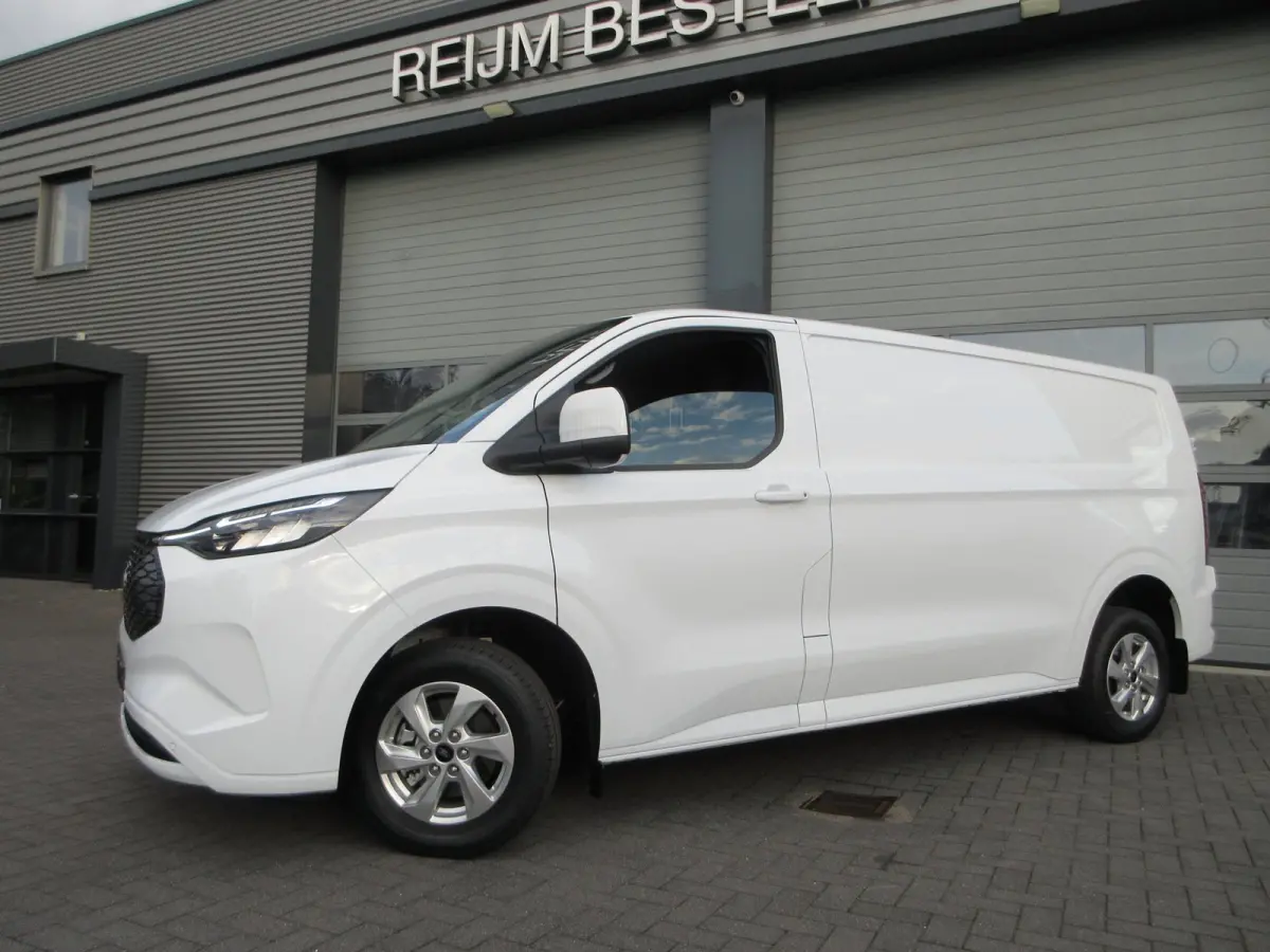 Cust. 340 L2, Limited, 71kWh, 218pk, Carplay, Camera, 3-Zits, Stoelverwarming.