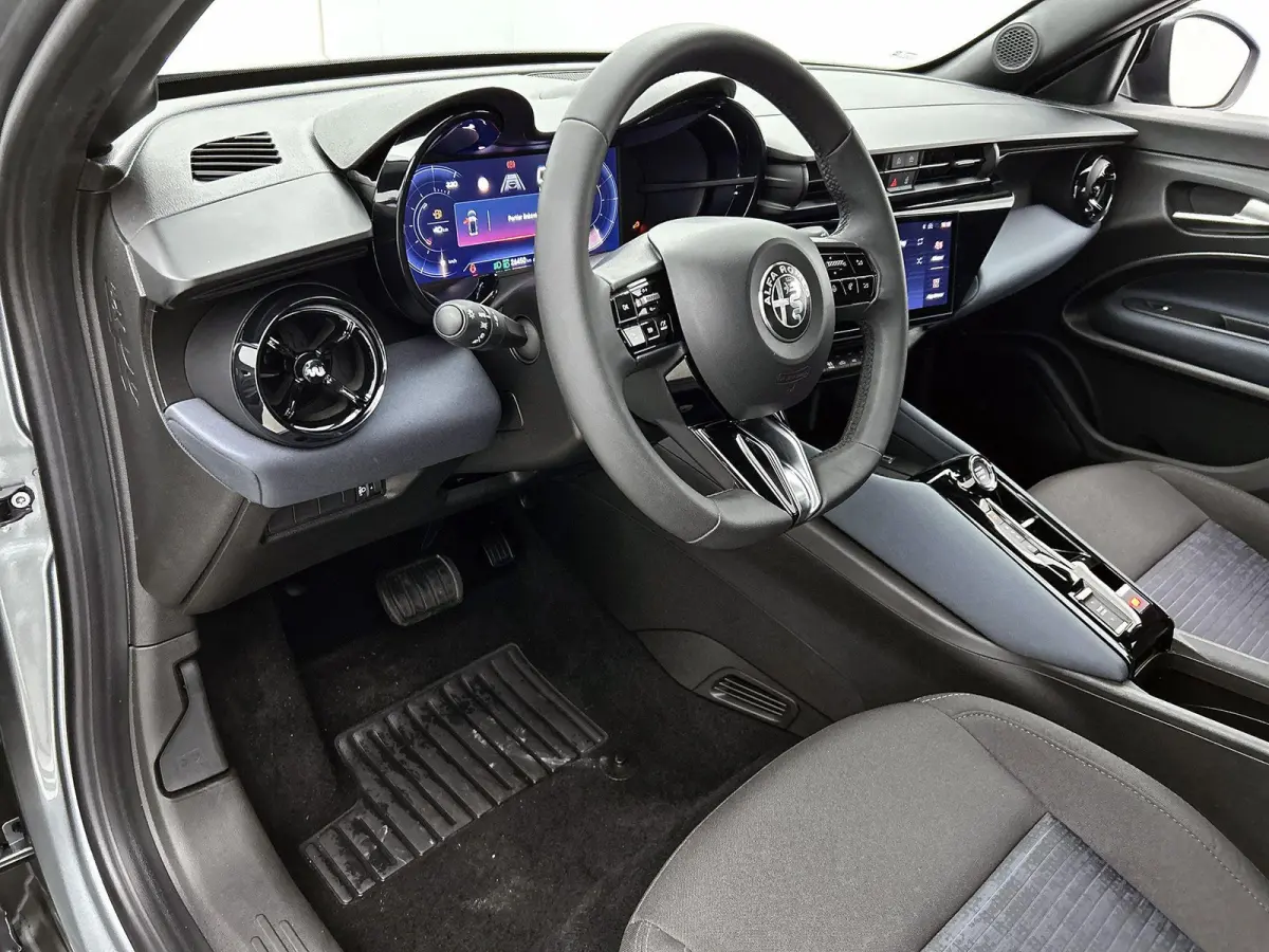 1.2 Turbo Hybrid Ibrida | Cruise Control | Apple Carplay & Android Auto | Parkeersensoren Achter | Drive Mode