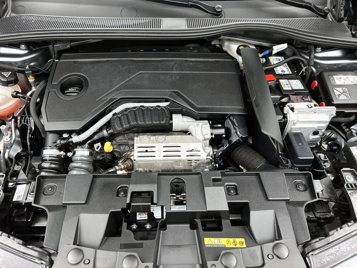 1.2 Turbo Hybrid Ibrida | Cruise Control | Apple Carplay & Android Auto | Parkeersensoren Achter | Drive Mode