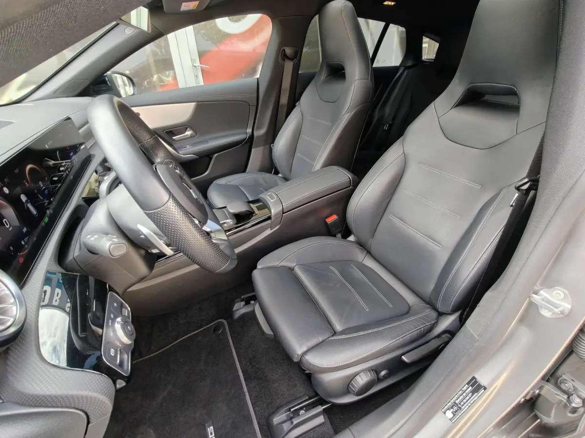 250 E Premium Plus / 360 Camera / Pano / Adap. Cruise. / Keyless /
