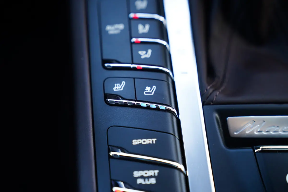 3.6 Turbo Exclusive Performance Edition 441PK | Dealer onderhouden | Mahagoni Metallic | Sport uitlaat | ACC | Pano
