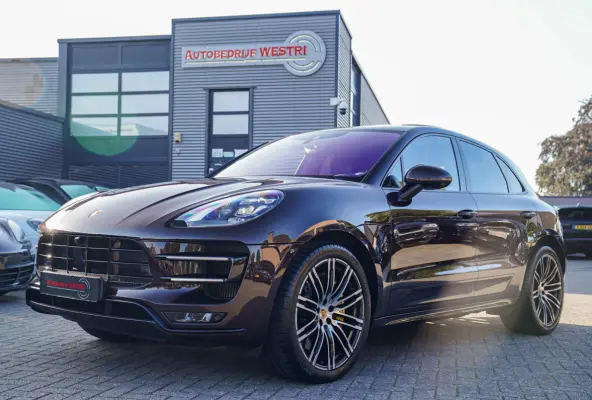 3.6 Turbo Exclusive Performance Edition 441PK | Dealer onderhouden | Mahagoni Metallic | Sport uitlaat | ACC | Pano