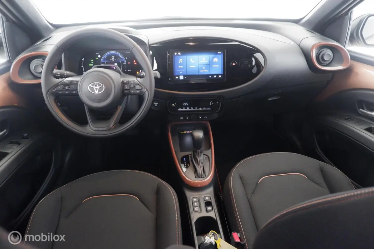 Hybrid 115 pulse keyless|cam|carplay|dab|pdc|lmv17
