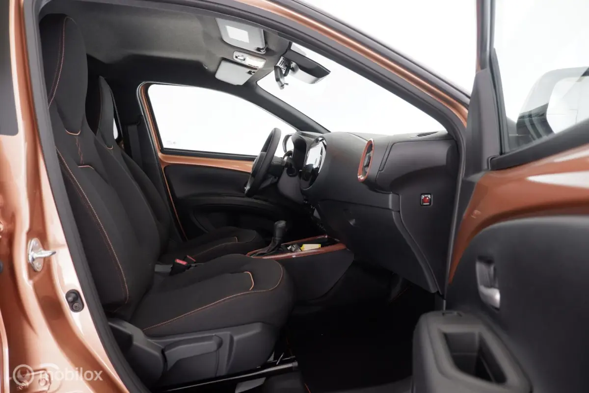 Hybrid 115 pulse keyless|cam|carplay|dab|pdc|lmv17