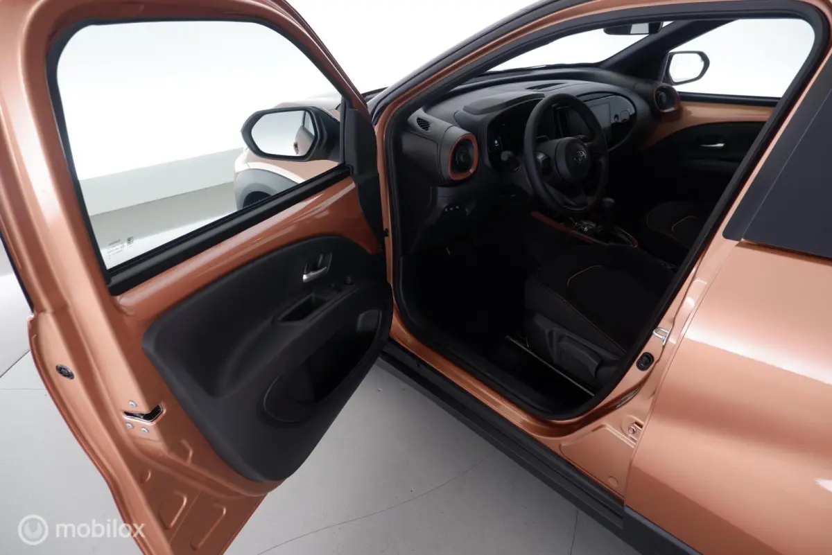 Hybrid 115 pulse keyless|cam|carplay|dab|pdc|lmv17