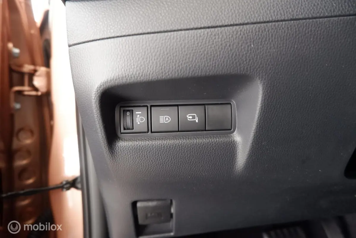 Hybrid 115 pulse keyless|cam|carplay|dab|pdc|lmv17