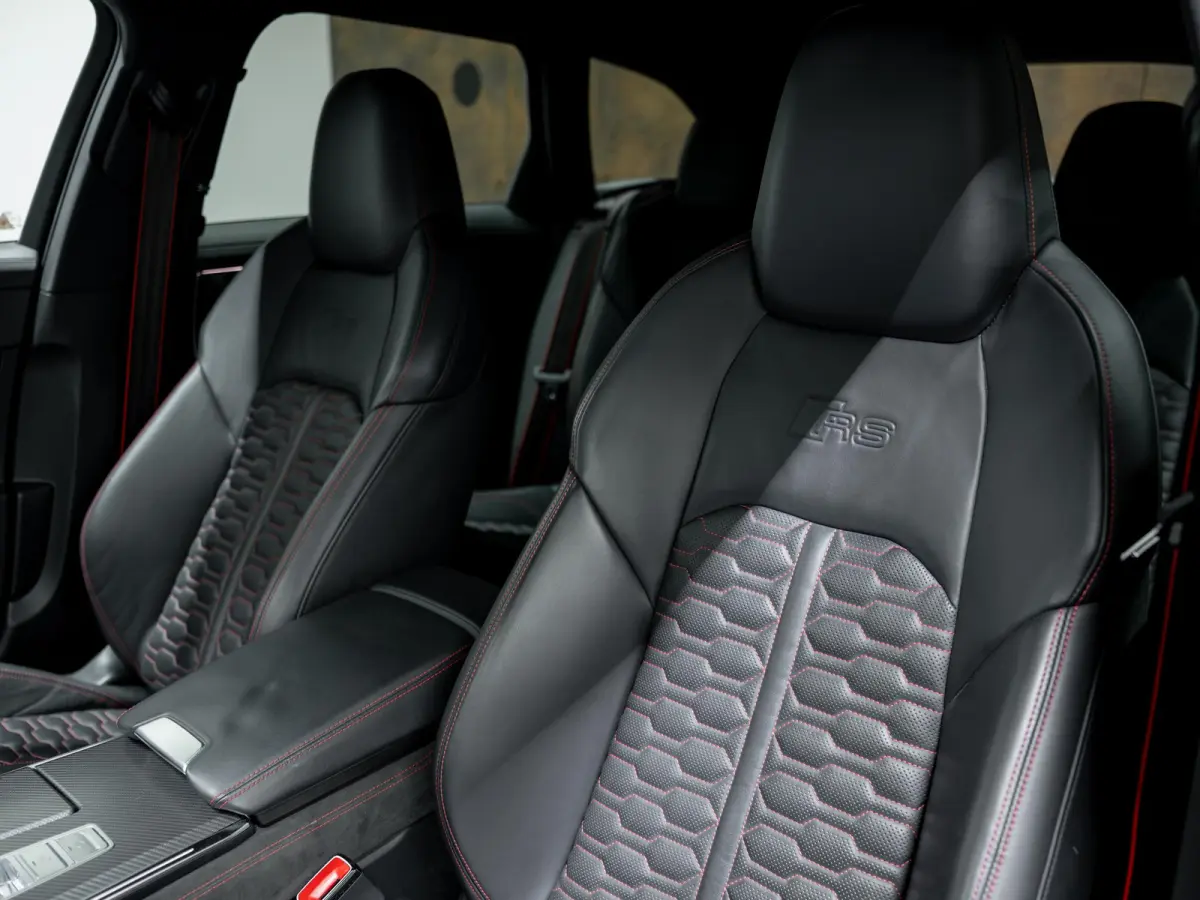 RS 6 TFSI quattro | Keramisch | Dynamic plus | Trekhaak | ABT velgen | ACC | B&O | 360° |
