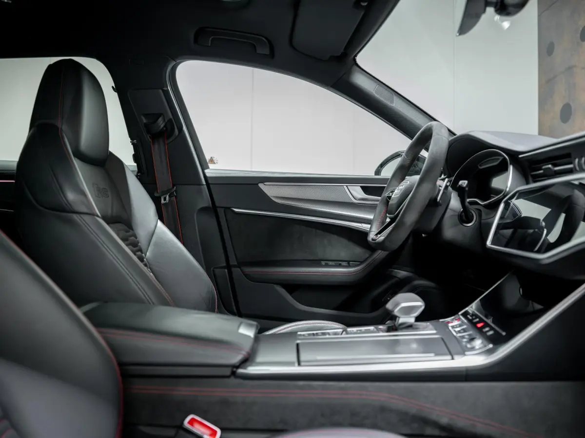 RS 6 TFSI quattro | Keramisch | Dynamic plus | Trekhaak | ABT velgen | ACC | B&O | 360° |
