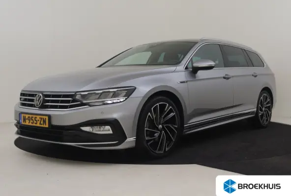 1.5 TSI R-Line Business +150PK DSG/AUTO | Trekhaak afneembaar | Camera | Navigatie | App connect | verwarmde stoelen met massage | DAB | LED | 19"LMV