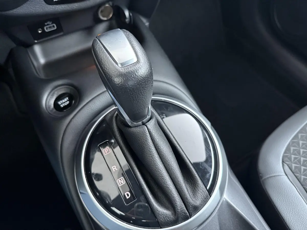 1.6 Hybrid N-Connecta | Parkeercamera | Navigatie |