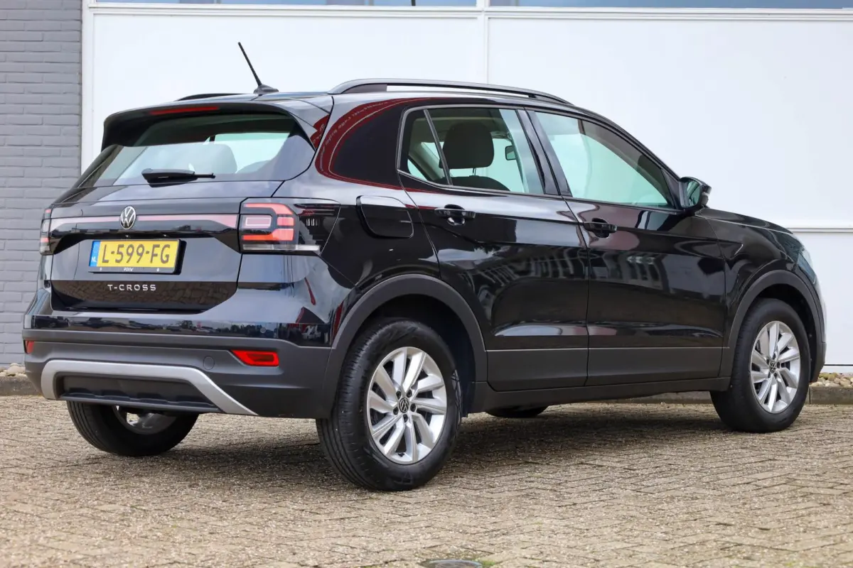 1.0 TSI 95pk Life | Adaptive  | Apple Carplay/Android Auto | LM Velgen 16"