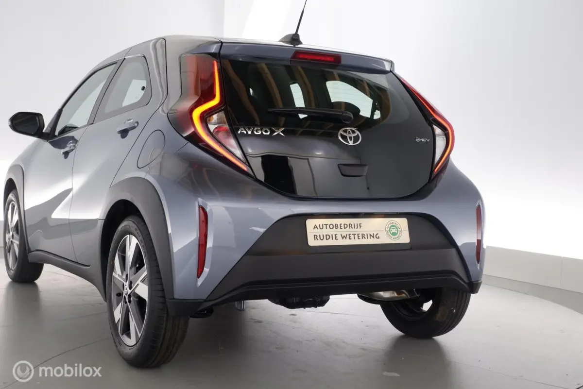 Hybrid 115 pulse stoelverw.|carplay|android|dab|cam|lmv17