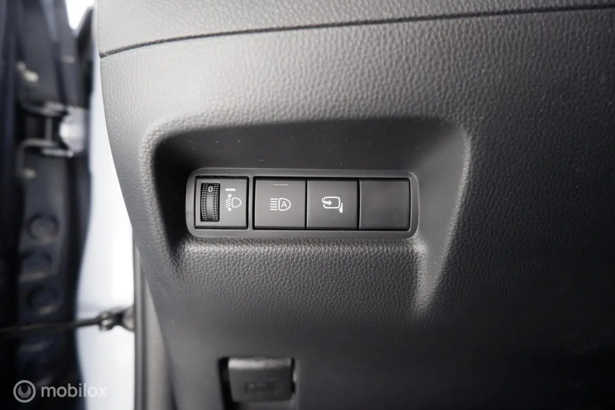 Hybrid 115 pulse stoelverw.|carplay|android|dab|cam|lmv17