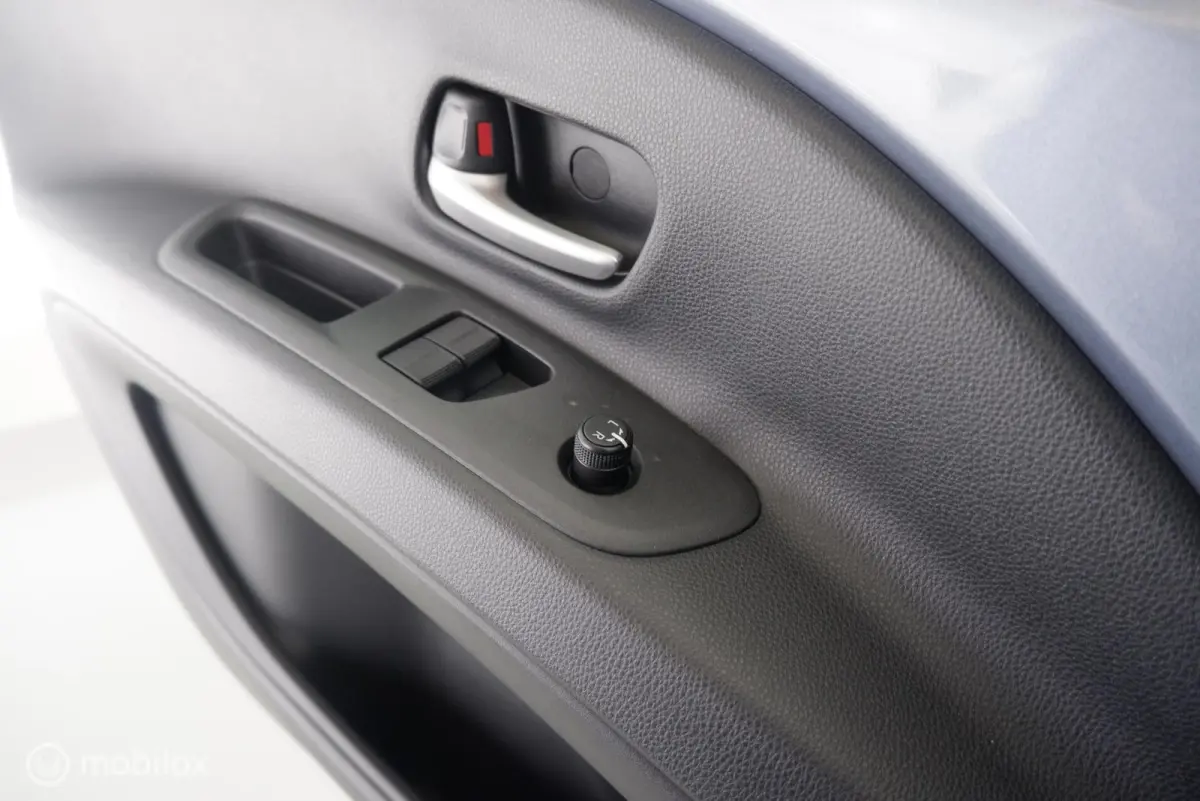Hybrid 115 pulse stoelverw.|carplay|android|dab|cam|lmv17
