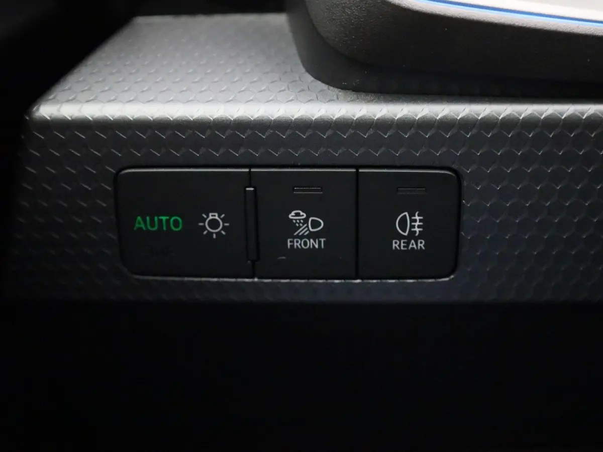 30 TFSI S edition 116 PK | S-line | Automaat | Camera | Apple Carplay | Android Auto | Cruise Control | Climate Control | Keyless | Sfeerverlichting | Lichtmetalen velgen |