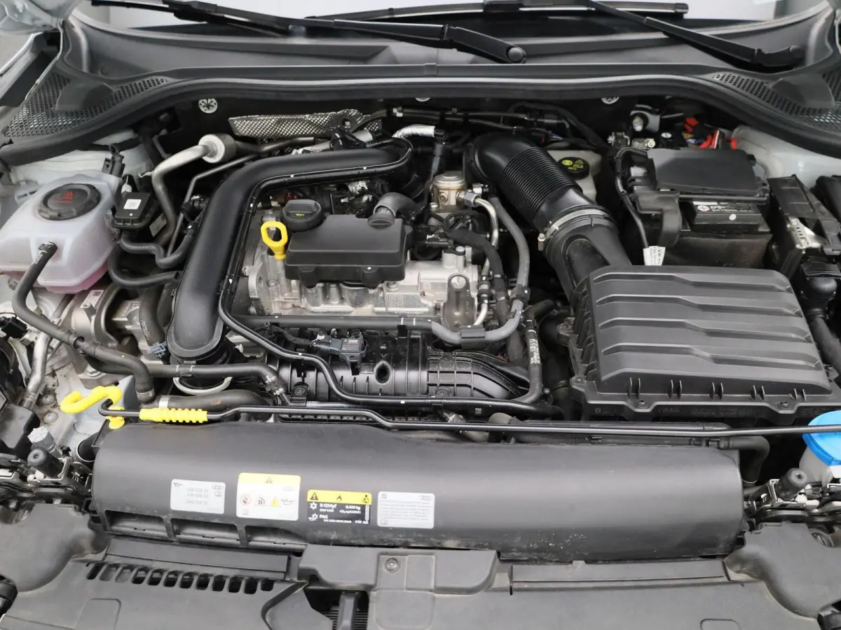 30 TFSI S edition 116 PK | S-line | Automaat | Camera | Apple Carplay | Android Auto | Cruise Control | Climate Control | Keyless | Sfeerverlichting | Lichtmetalen velgen |